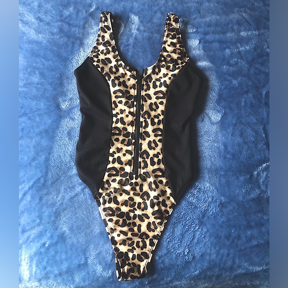 Revamped Ribbed Leopard Color Block Swimsuit - Size S